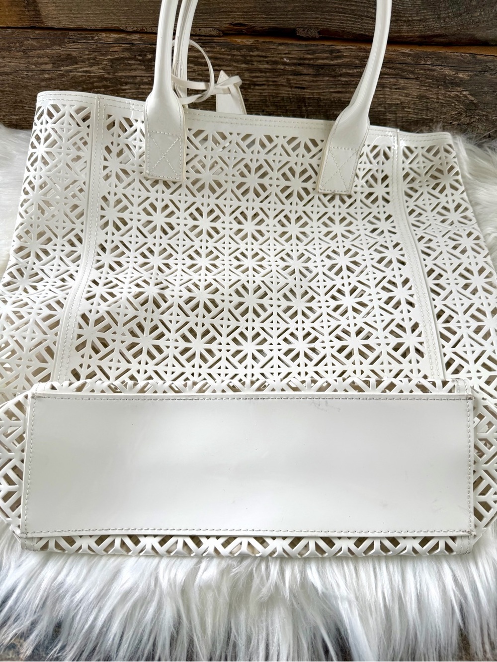 TORY BURCH | Patent Perforated North South PVC Tote - Picture 3 of 9